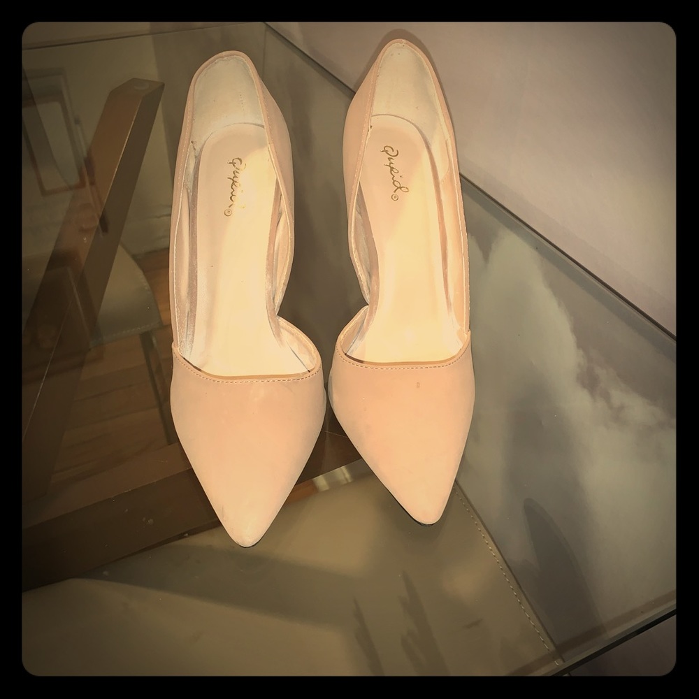 Classy heels for work or outing